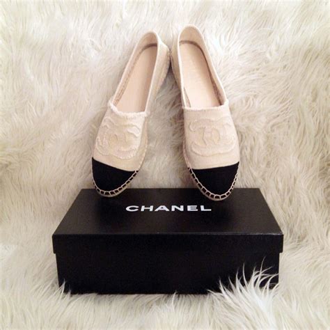 2 tone chevron chanel